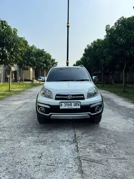 Terios adventure 2014 1.5at full original