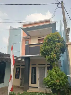 Rumah Cluster 2 tingkat dekat Stasiun LRT Jatibening Baru
