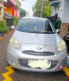 Nissan March 2011