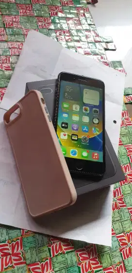 di jual BU IPHONE 8 PLUS 64gb all operator