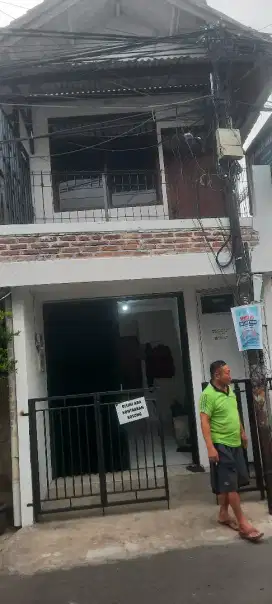Disewakan Ruko 2 lantai