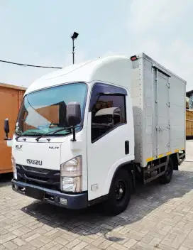 ISUZU ELF GIGA 4 BAN CDE ENGKEL BOX JUMBO KONDISI ISTIMEWA CANTER