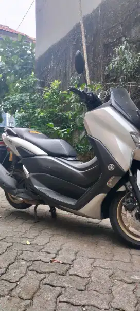 Jual motor NMAX tahun 2022