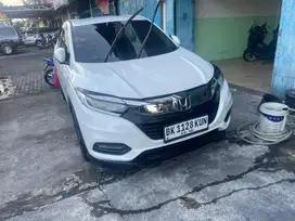 Hrv se matic 2020 putih