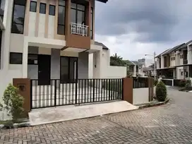 RUMAH SIAP HUNI REGENSI MELATI MAS SERPONG UTARA TANGERANG SELATAN