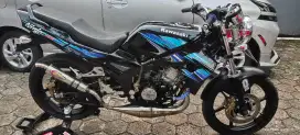 Kawasaki Ninja R 2003 Ganteng Mulus Bonus Helm KYT FullFace
