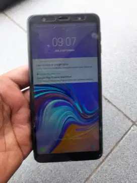 samsung a7 2018 4/64 minus