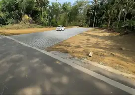 100 JT-an SHM P Dijual Tanah di Dekat Seyegan