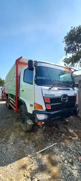 DUMP TRUK HINO FM 260 JD, TH 2016