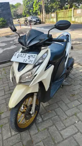 Dijual Honda Vario KZR tahun 2014 pajak hidup