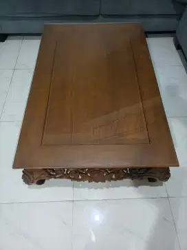 Meja tamu kayu jati tua. Pemakaian 20 tahun
