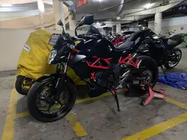 Jual Kawasaki Z250 SL Naked 2014 Hitam Bonus Helm AGV bisa TT