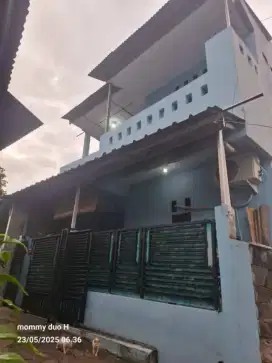 Rumah second dijual tingkat 550jt aks mobil Pekapuran Cimanggis Depok