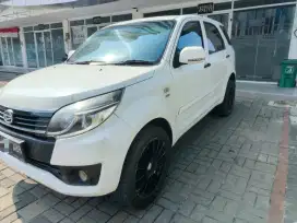 Daihatsu 2016 / AT