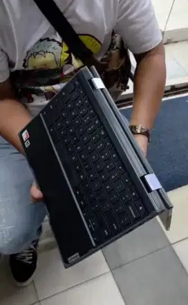 LENOVO 300E Chrombook