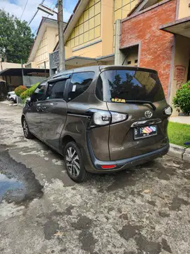 Toyota Sienta V 2016 Matic
