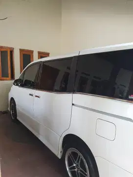 Toyota Voxy 2018 Bensin