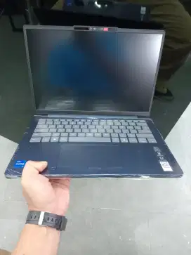 Laptop Lenovo Slim 3i I7 Ram 16 GB SSD 512 GB Garansi Resmi  Kredit