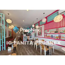 Dijual ruko hadap jln raya di Metro PIK,JakUt LT67.5m2 LB270m2,Timur,