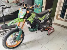 Kawasaki D-Tracker SE 2020