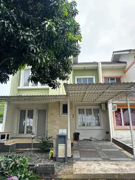 Dijual atau Sewa Rumah Cantik Furnished Lengkap di Suvarna Siap Huni