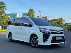 [KM 60rb] Toyota Voxy 2018 Full Ori Istimewa.!!