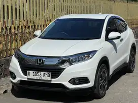 HRV E CVT KM 28rb 2019 putih orinal