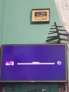 TV LG LED 32' KONDISI MULUS DAN SANGAT BAIK