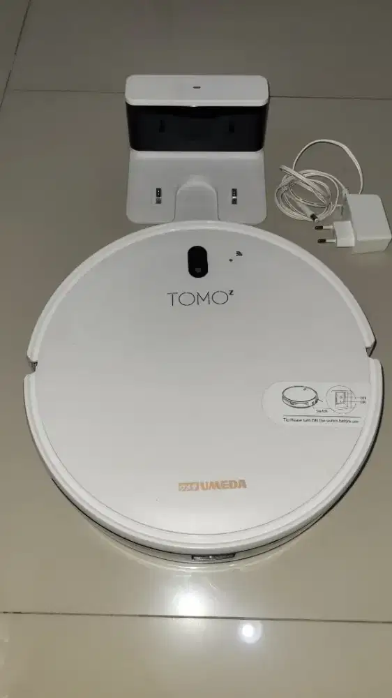 Robot vacum merek Umeda Tomo