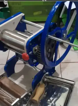 Gilingan mie manual