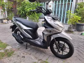 Jual beat street 2022 plat w sda kondisi sgt bagus siap pakai