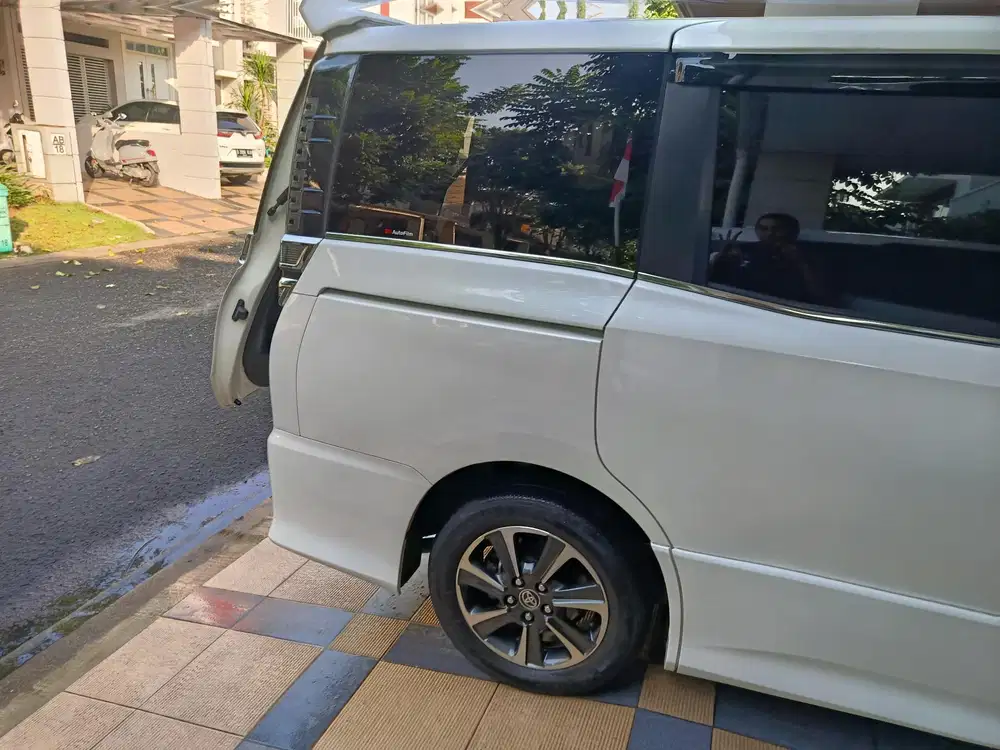 Toyota Voxy 2019 Bensin