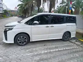 Toyota Voxy 2019 Bensin