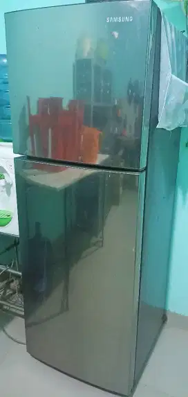 Dijual Kulkas 2 Pintu
