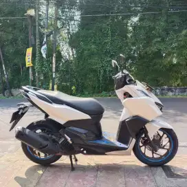 Vario 160 ABS 2022 (Putih Mesin Nyuss)