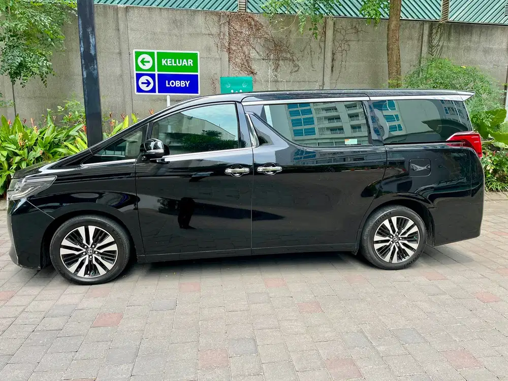 Toyota Alphard TSS 2021/2022 2.5 G Bensin