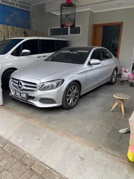 Mercedes Benz C200 W205 Silver Automatic 2017