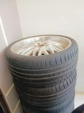 Dijual Cepat Ban + velg ring 20 BBS