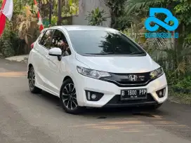 Honda Jazz RS CVT 2016 Putih Metalik