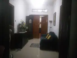 Dijual MURAH Rumah di: Jl. Clandak Dalam (dekat Jl. Antasari & CITOS)