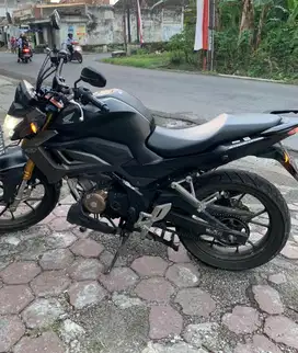 Dijual Motor CB150r Streetfire SE Tahun 2021
