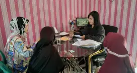 Lowongan kerja PRT & perawat lansia untuk wanita