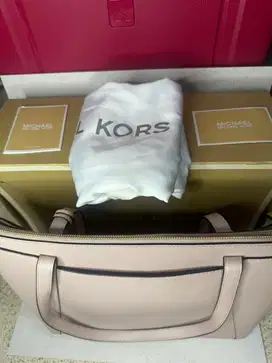 MICHAEL KORS MADDIE pink preloved
