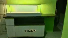 ETALASE BEKAS DISPLAY JAM TANGAN
