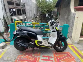 Scoopy Fi 2018 Hitam LED