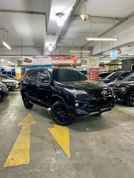 KM 79rb Toyota Fortuner VRZ TRD Diesel AT 2018 Like New 2019