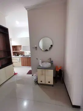MURAH RUMAH SEMI FURNISH SUKOLILO DIAN REGENCY