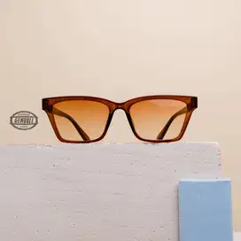 Gembull Umy - Sunglasses Kotak Detail Kece dan Memukau - Elin 02
