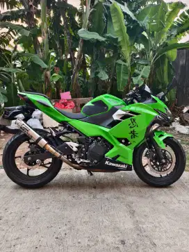 Kawasaki Ninja 250 FI Mulus Low KM