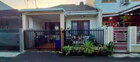Dijual Rumah 2 Lantai Berlokasi Strategis di Pondok Bambu Kavling